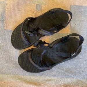 Chacos size 9